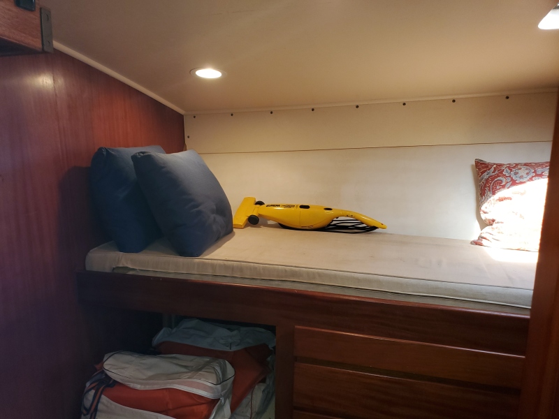 41' 1969 Hatteras 41 Convertible