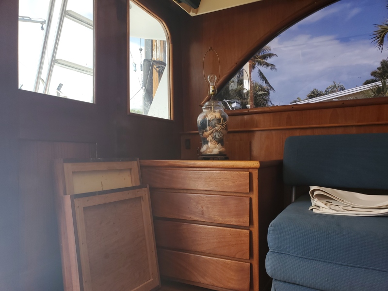 41' 1969 Hatteras 41 Convertible