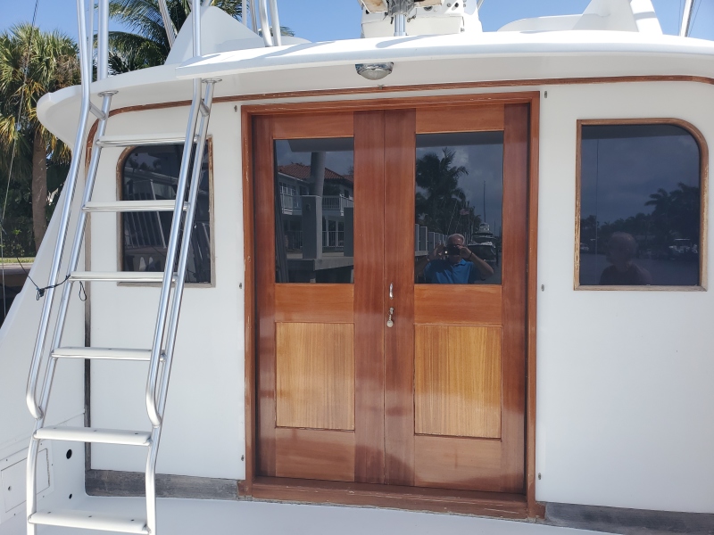 41' 1969 Hatteras 41 Convertible