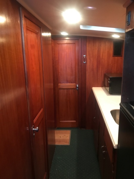 41' 1969 Hatteras 41 Convertible