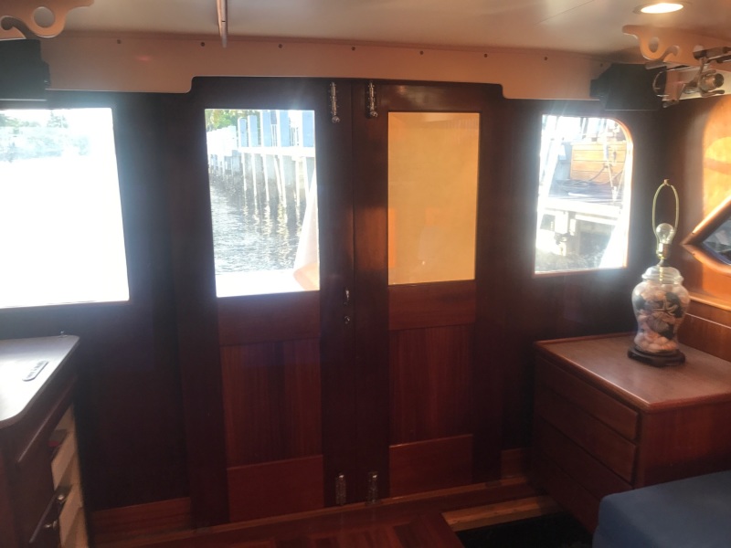 41' 1969 Hatteras 41 Convertible