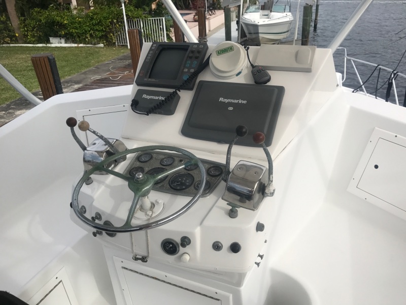 41' 1969 Hatteras 41 Convertible