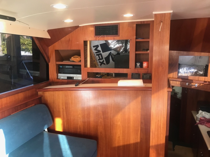 41' 1969 Hatteras 41 Convertible