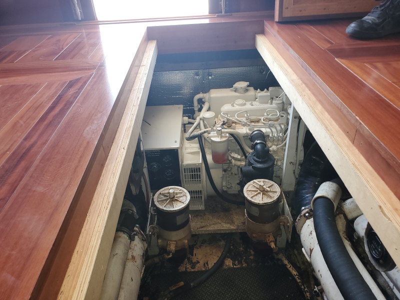 41' 1969 Hatteras 41 Convertible