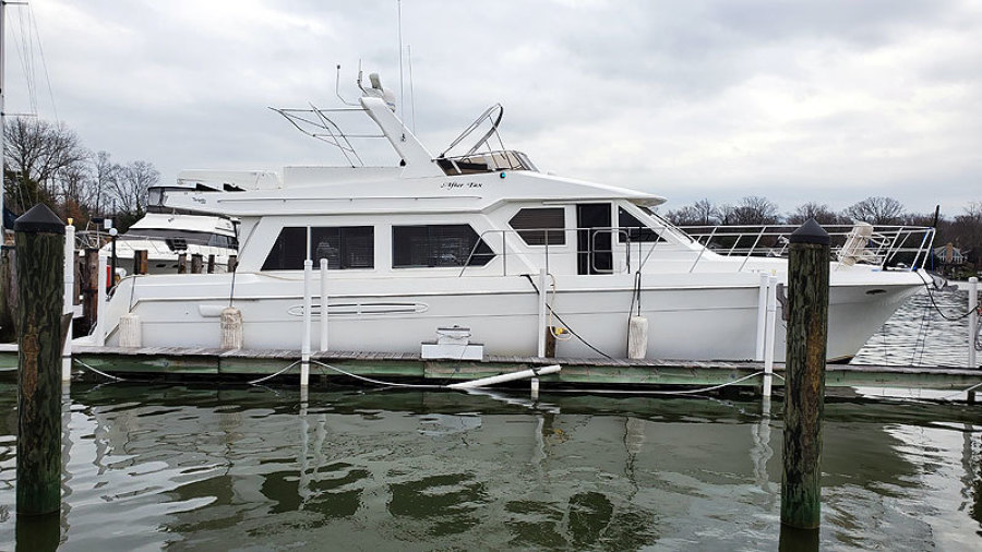 2006 Navigator 5300 Extended Deckhouse
