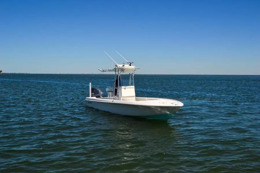 2015 Contender 25 Bay