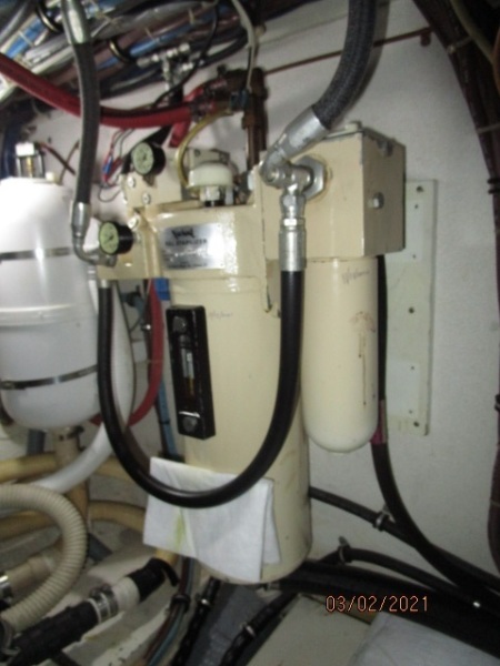 48' Hatteras stabilizer system