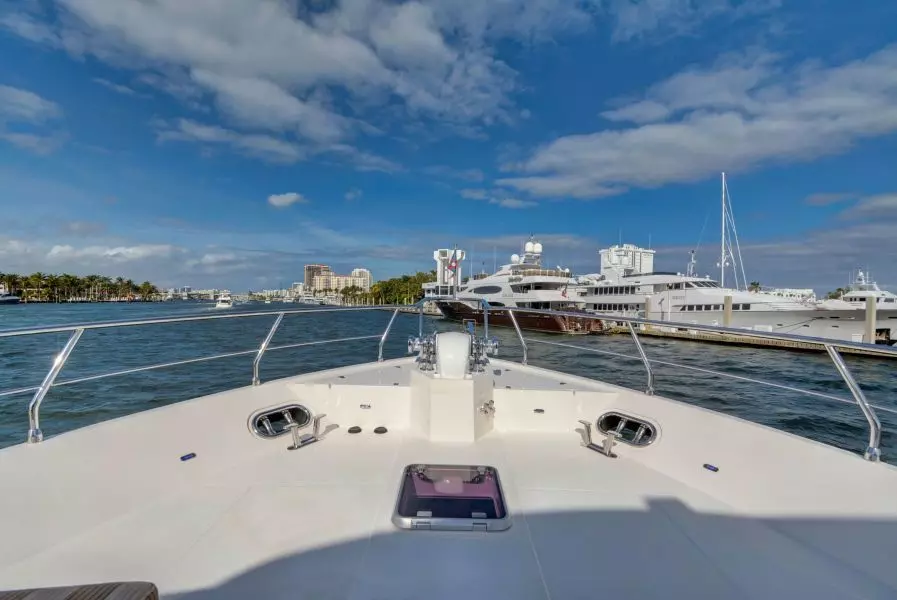 Lenora D 68ft Hampton Yacht For Sale