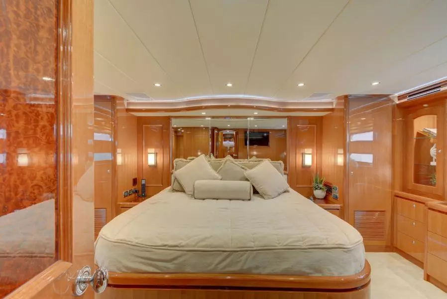 Lenora D 68ft Hampton Yacht For Sale