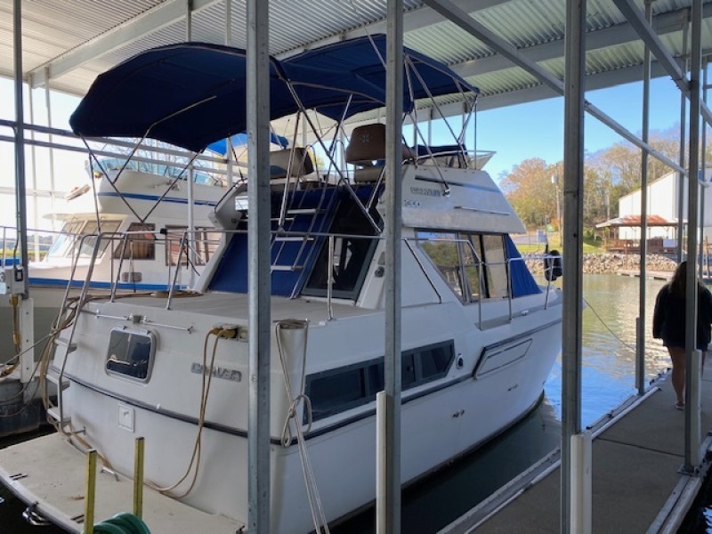 1994 Carver 300 Aft Cabin