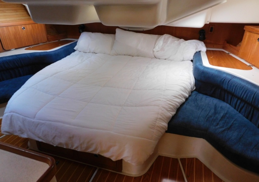 2001 Catalina 400
