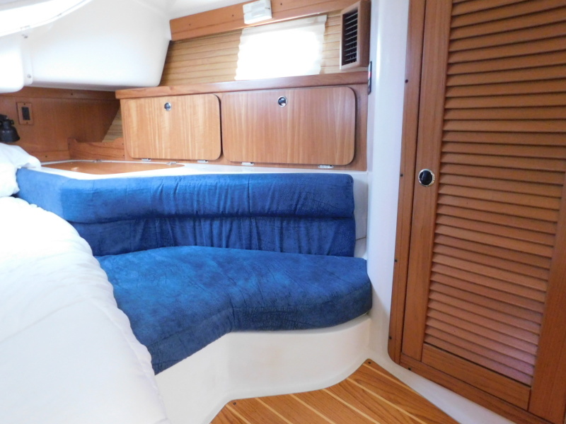2001 Catalina 400