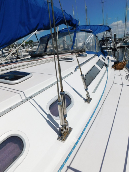 2001 Catalina 400