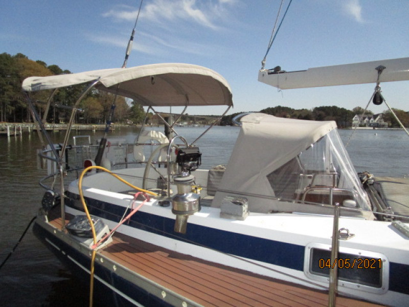 47' Swan bimini-dodger1