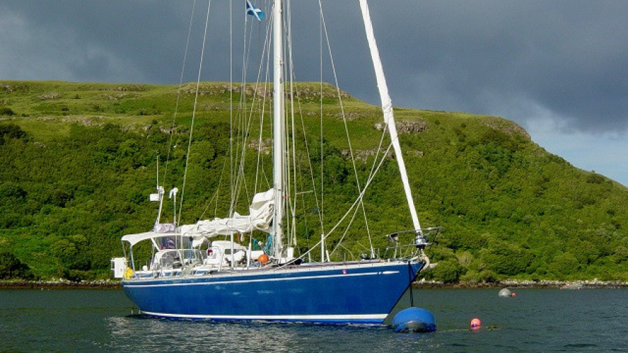 47' Swan starboard forward profile1