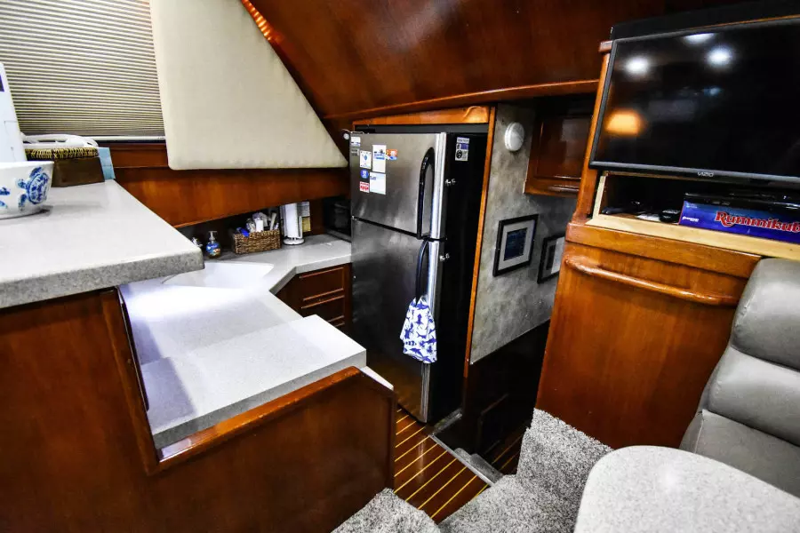 Galley And Dinette