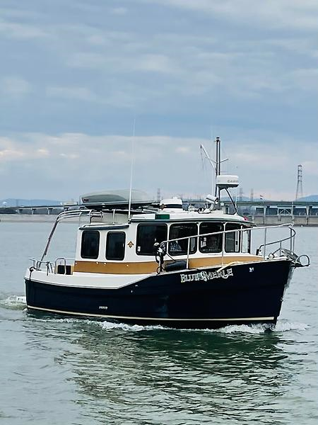 2013 Ranger Tugs R27