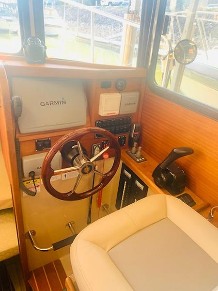 2013 Ranger Tugs R27
