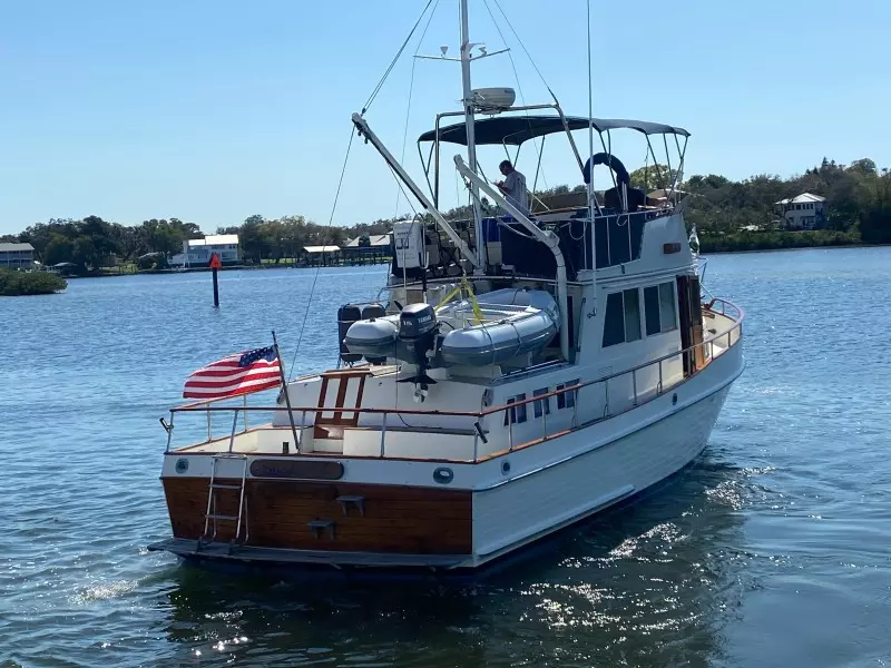 1985 Grand Banks 
