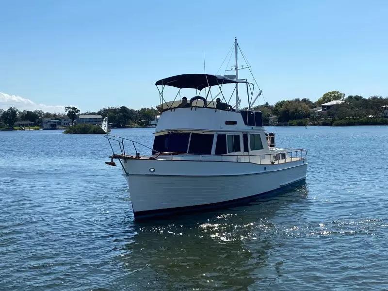 1985 Grand Banks 