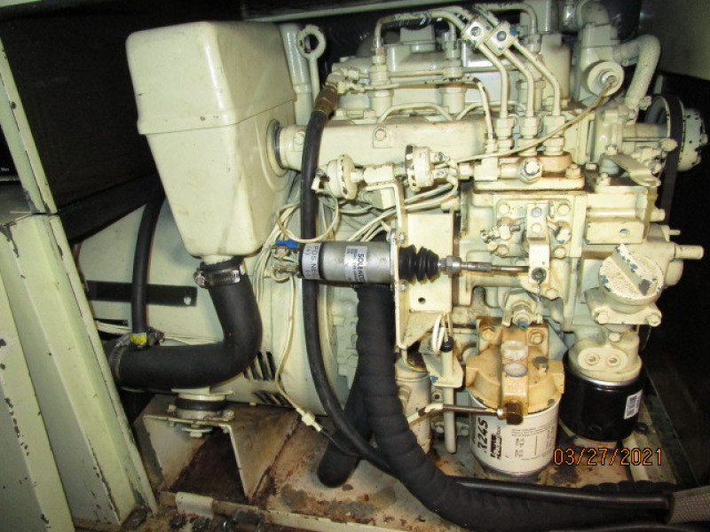 39' Ocean Alexander generator