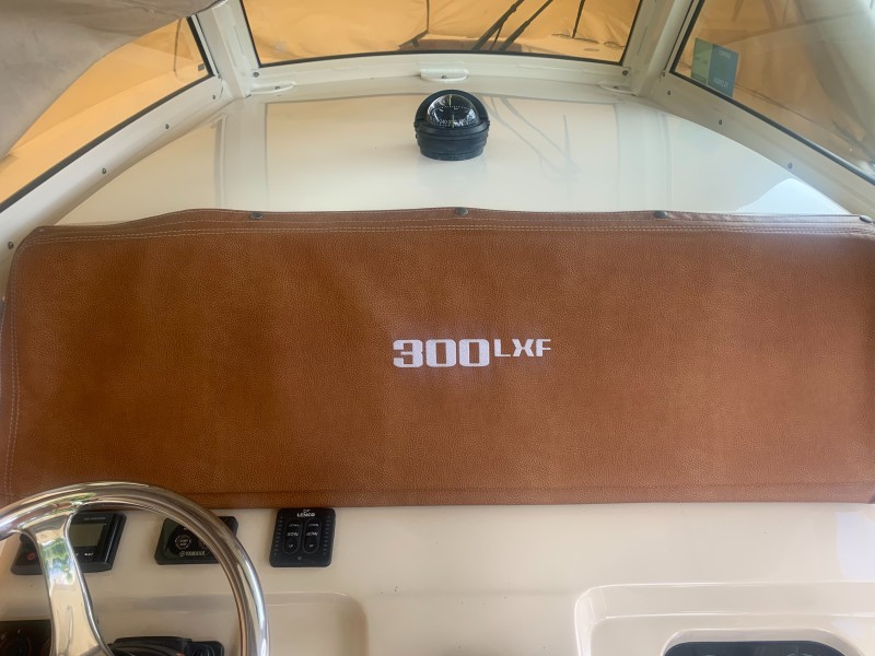 30' 2017 Scout 300 LXF