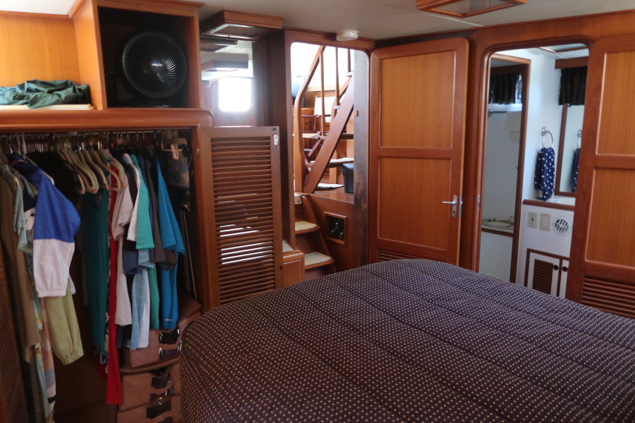 1997 Offshore Yachts Yachtfish