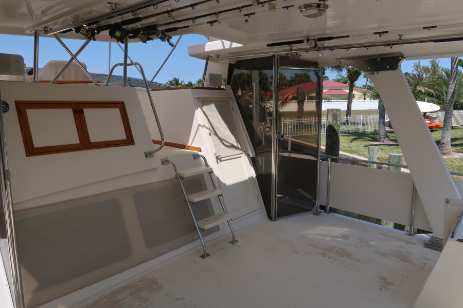 1997 Offshore Yachts Yachtfish