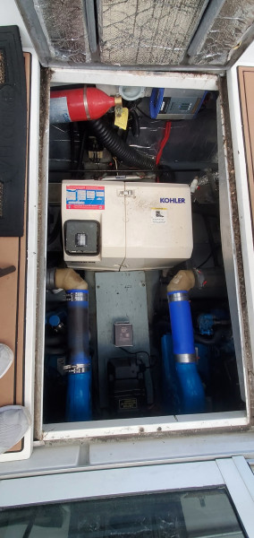 1995 Carver 380 Santego SE