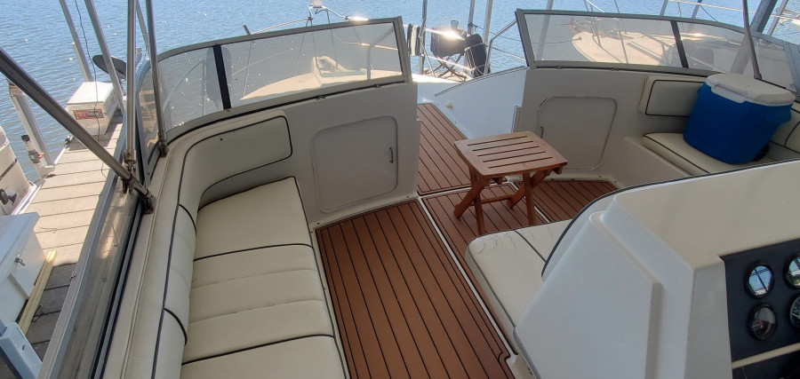1995 Carver 380 Santego SE