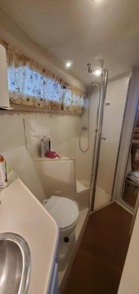 1995 Carver 380 Santego SE