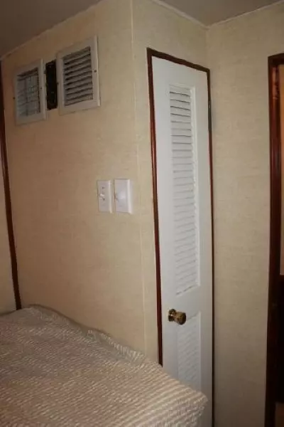 1977 Pacemaker 66 Motoryacht