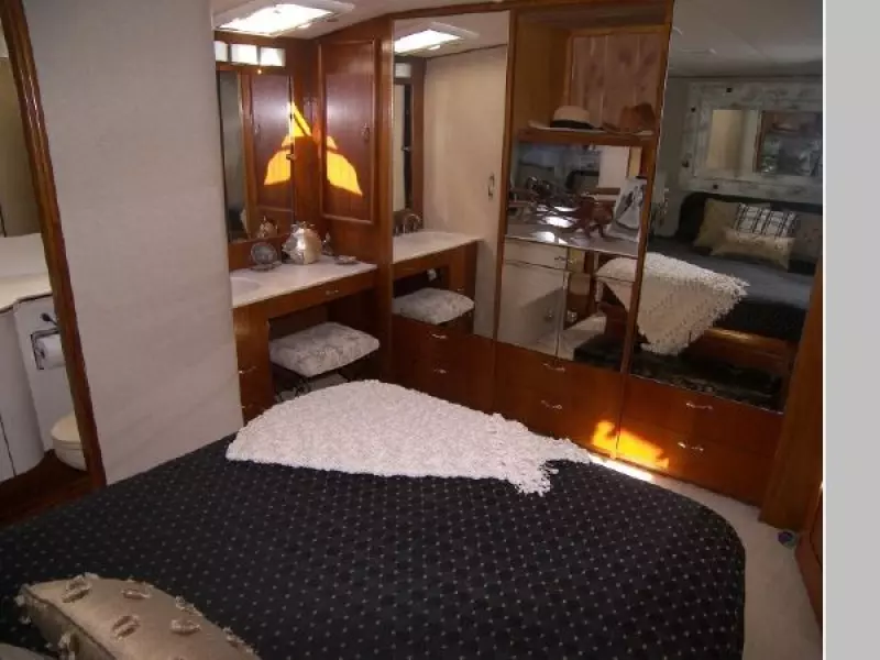 1989 Ocean Yachts 63 Super Sport