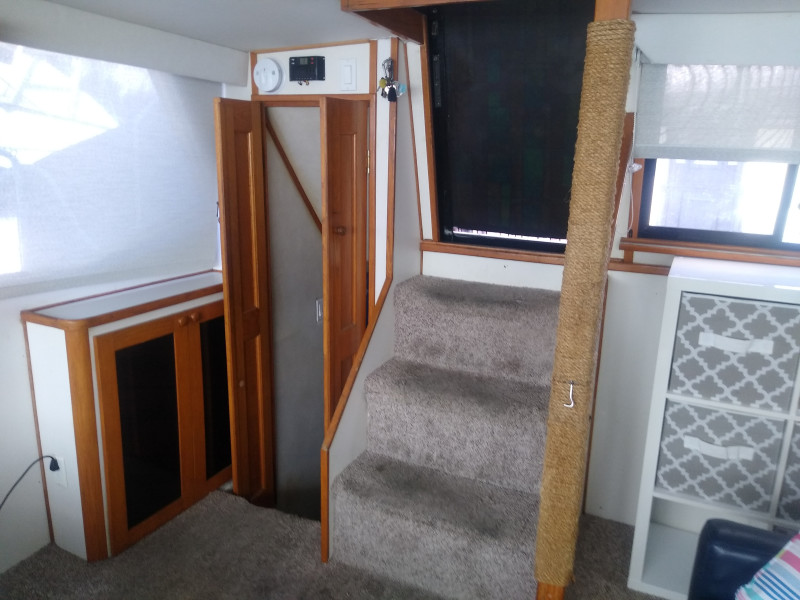 1990 Chris-Craft Catalina 372