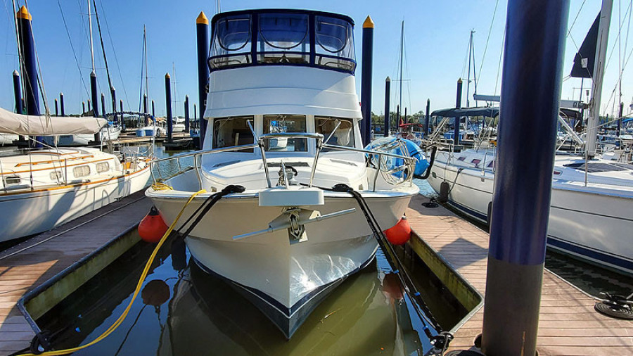 2003 Mainship 390 Sedan