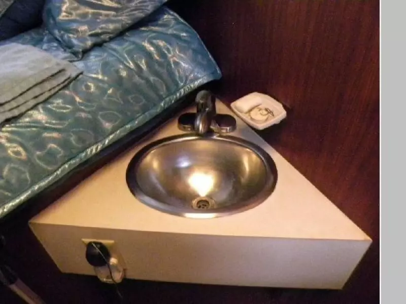 1979 Hatteras Convertible