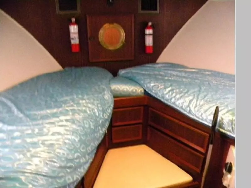 1979 Hatteras Convertible