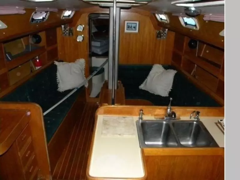 Victoria Marie 39ft CAL Yacht For Sale