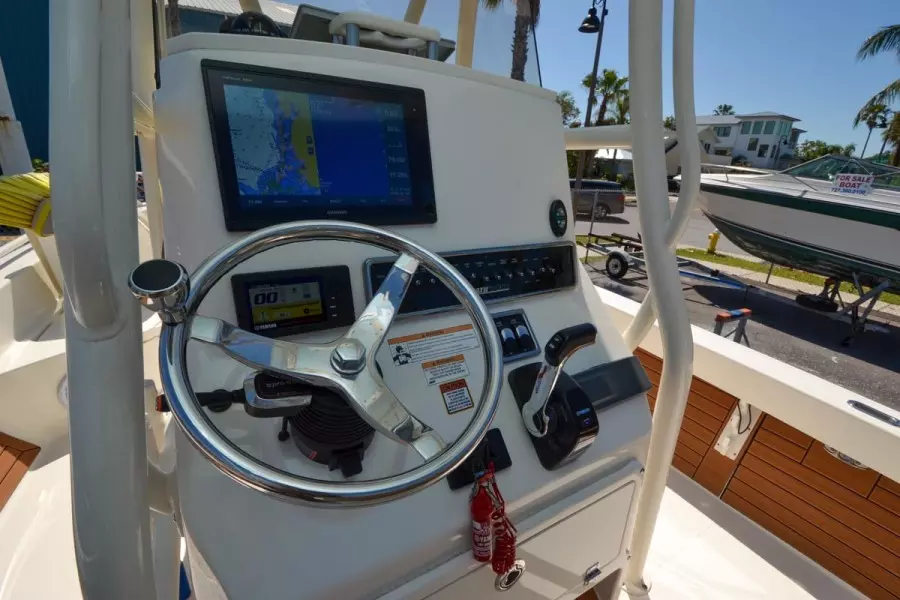 2017 Pathfinder 2600 TRS