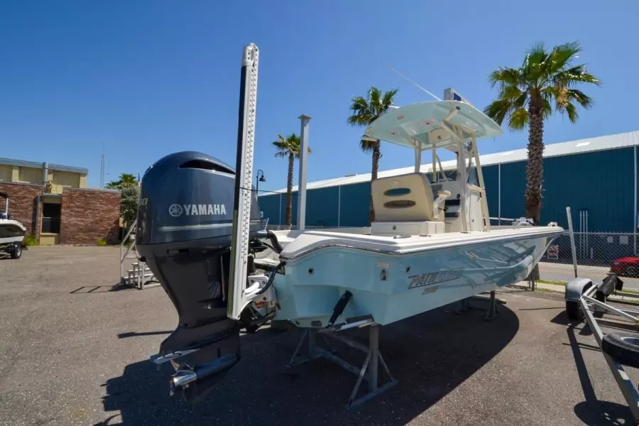 2017 Pathfinder 2600 TRS