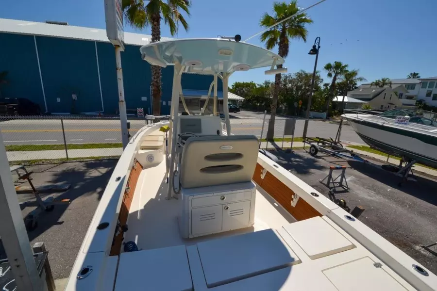 2017 Pathfinder 2600 TRS