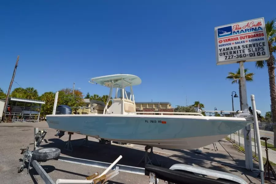 2017 Pathfinder 2600 TRS