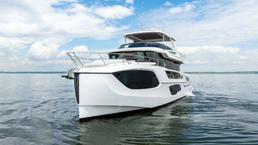 IN STOCK   IMMEDIATE DELIVERY 64ft Absolute Yacht For Sale