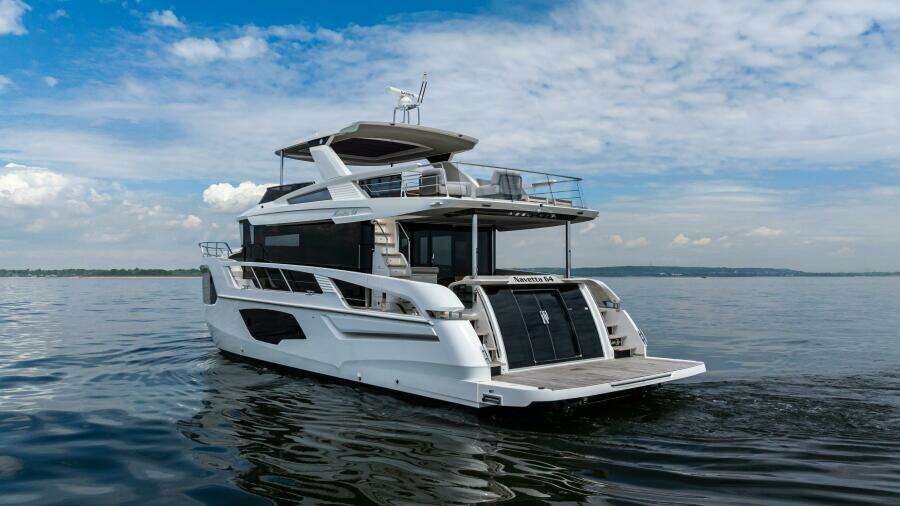IN STOCK   IMMEDIATE DELIVERY 64ft Absolute Yacht For Sale