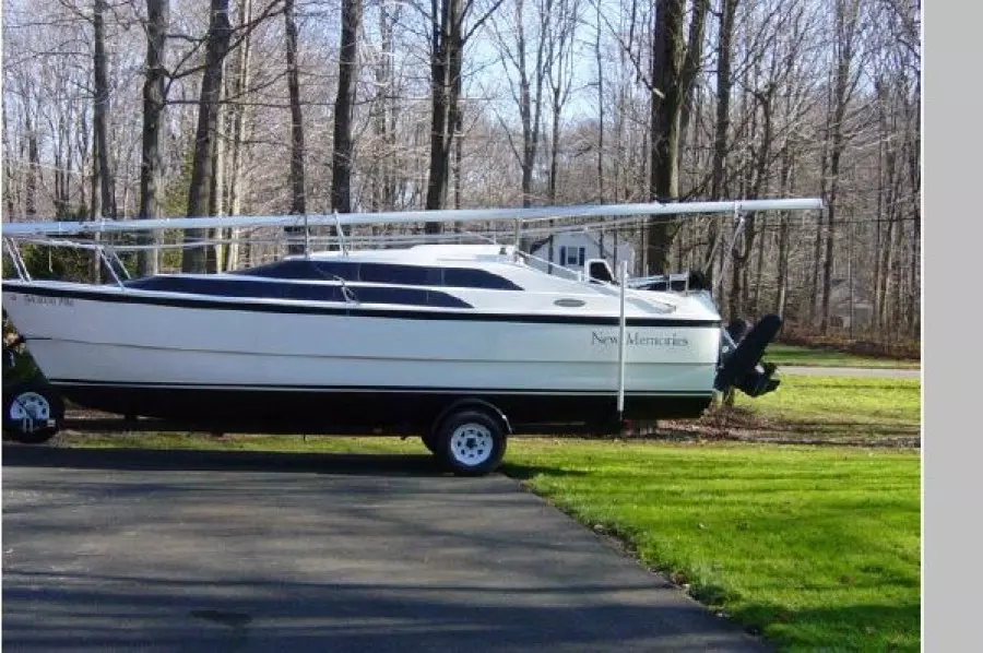 2005 Macgregor 26M