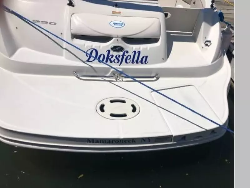 2003 Sea Ray 220 Sundeck