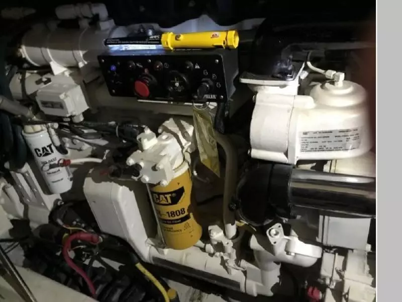 2000 Tiara Yachts 5200