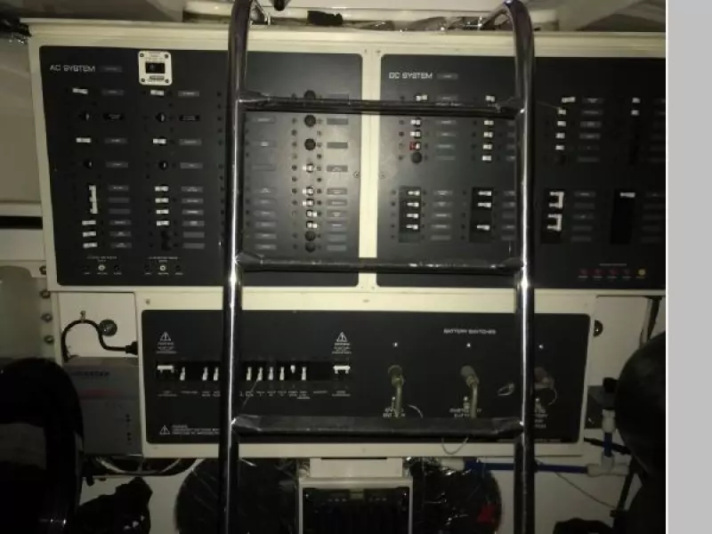 2000 Tiara Yachts 5200