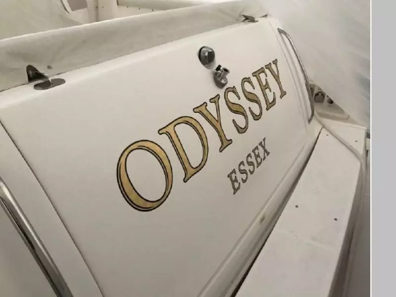 2000 Tiara Yachts 5200