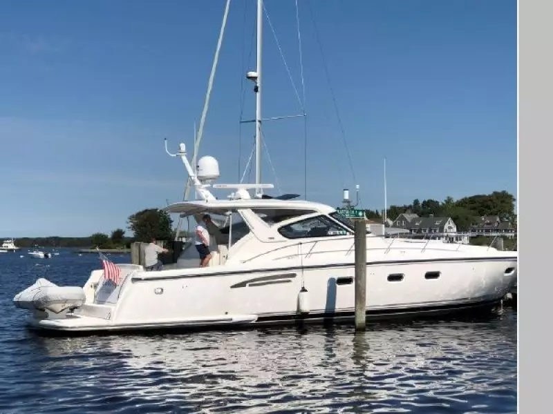 2000 Tiara Yachts 5200